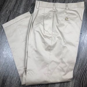 Jos A. Banks khaki pants 36*32
